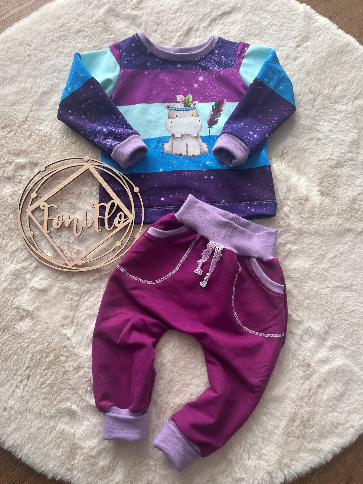 Set Pulli & Hose Nilpferd Lila Gr. 74/80
